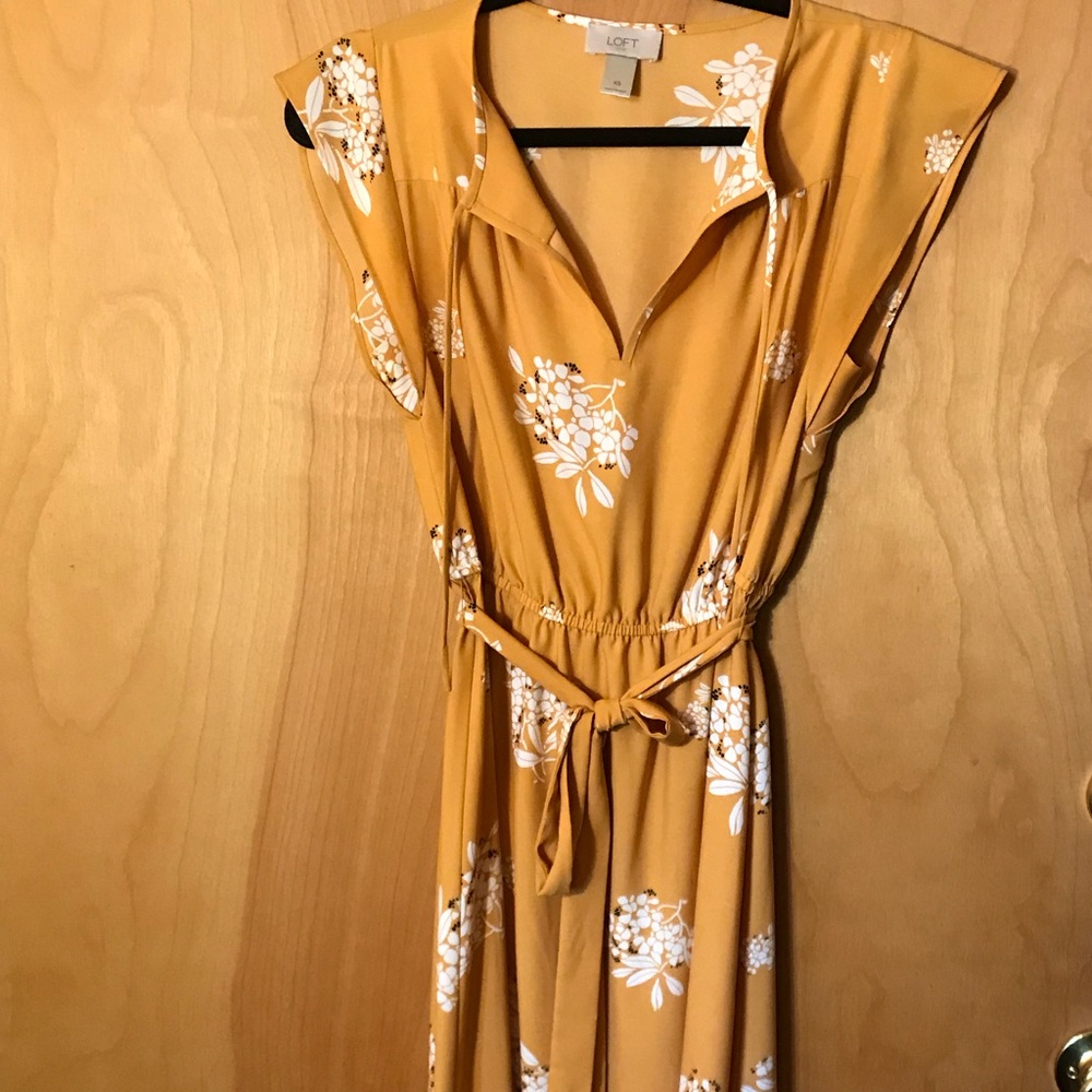 Loft outlet floral dress